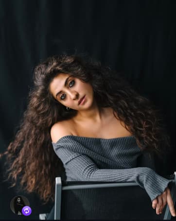 Rebecca — editorial portrait, Hair · Face